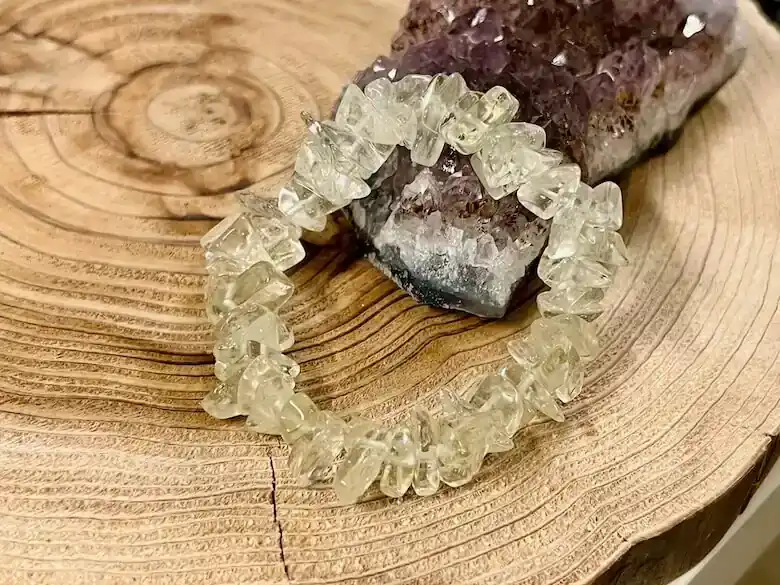 リビアングラスチップブレスレット