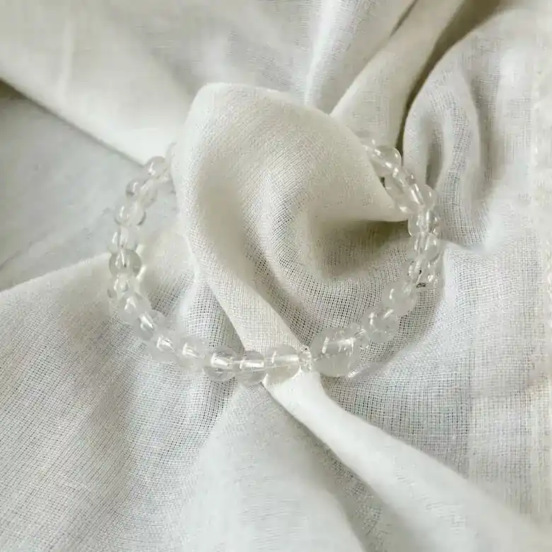 カンチェンジュンガ水晶ブレスレット