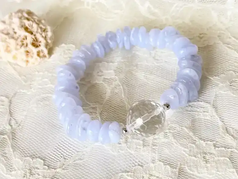 Genuine：ブルーレースアゲート＊ナゲットチップブレスレット